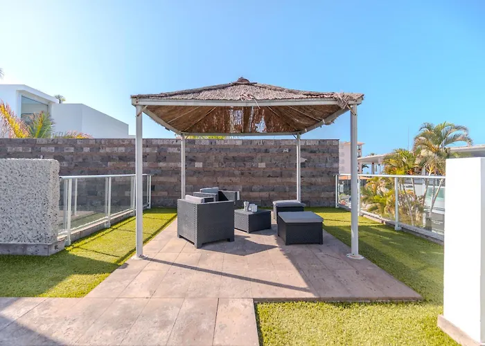 Vila Playa Del Duque, By Paramount Holidays