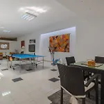 Villa Playa Del Duque, By Paramount Holidays Costa Adeje (Tenerife)