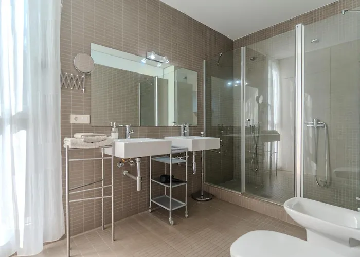 Playa Del Duque, By Paramount Holidays 别墅