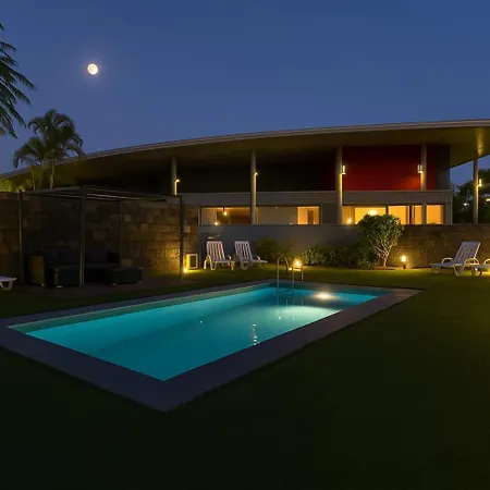 ヴィラ Playa Del Duque, By Paramount Holidays *