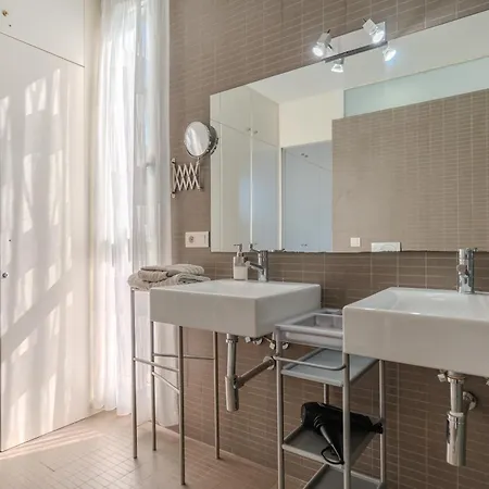 ヴィラ Playa Del Duque, By Paramount Holidays *