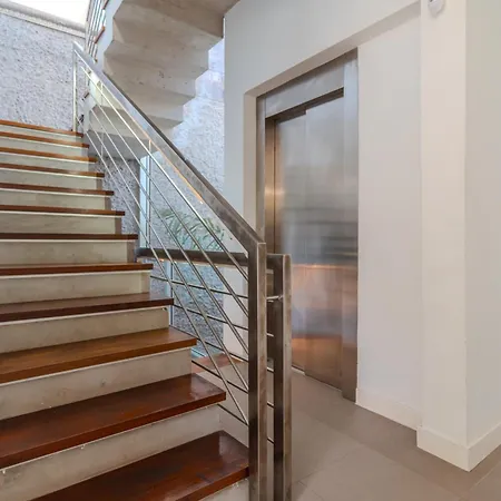 Βίλα Playa Del Duque, By Paramount Holidays Costa Adeje (Tenerife)