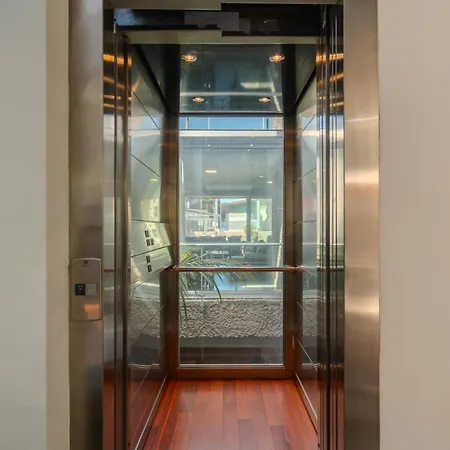 ヴィラ Playa Del Duque, By Paramount Holidays アデヘ