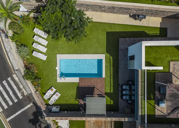 Playa Del Duque, By Paramount Holidays * 阿德耶