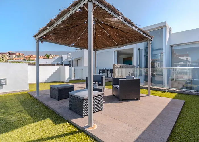 Playa Del Duque, By Paramount Holidays Villa Costa Adeje (Tenerife)