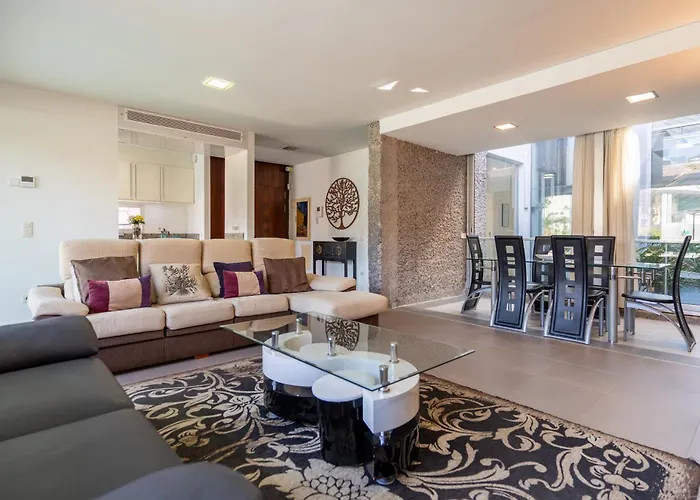 Playa Del Duque, By Paramount Holidays * 阿德耶